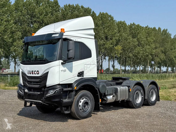 Traktor Iveco ny