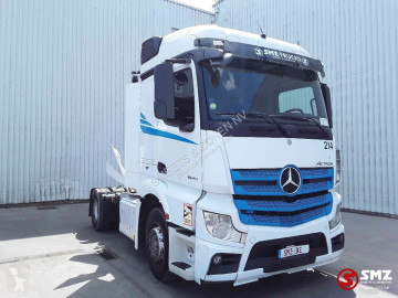 Traktor Mercedes