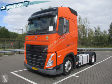 Traktor Volvo
