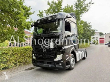 Tracteur Mercedes