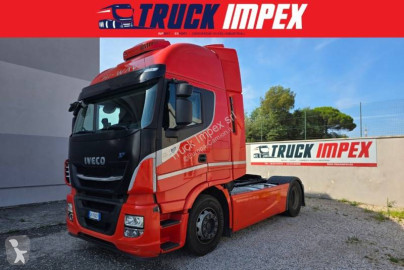 Traktor Iveco