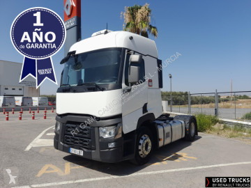 Cabeza tractora productos peligrosos / ADR Renault