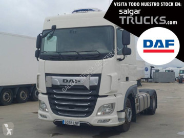 Cabeza tractora DAF
