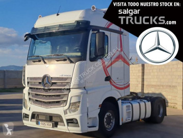 Traktor Mercedes