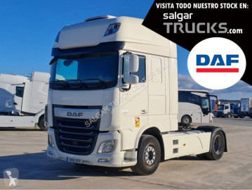 Cabeza tractora DAF