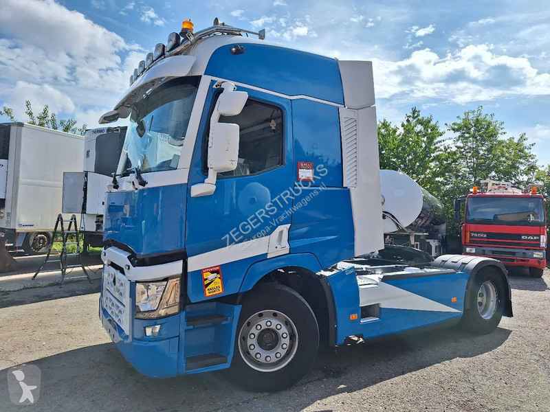 Tahač Renault T520 T520