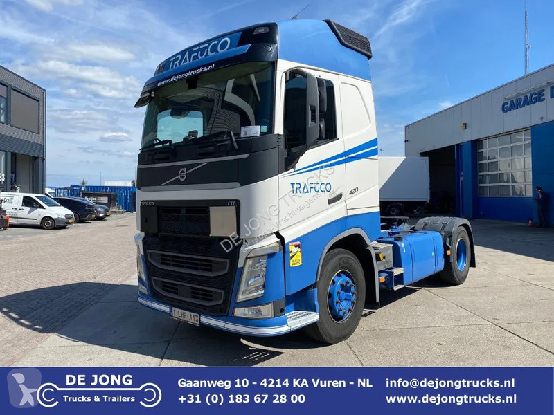 Tahač Volvo 13420 Globetrotter / ADR + PTO /...