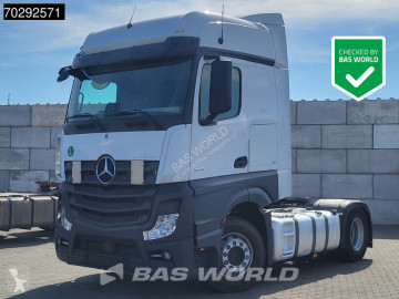 Cabeza tractora Mercedes