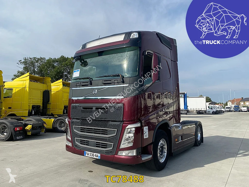 Traktor Volvo 500