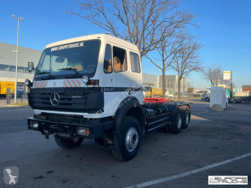 Mercedes2631