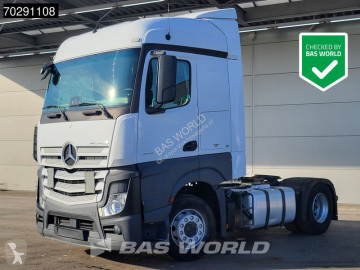 Traktor Mercedes