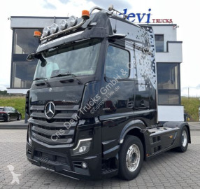 Tracteur Mercedes