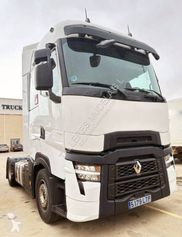 Traktor Renault