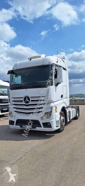 Traktor Mercedes