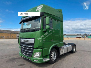 Cabeza tractora DAF