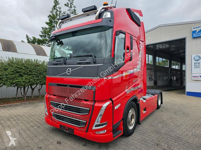 Traktor Volvo 500...