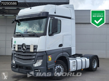 Traktor Mercedes