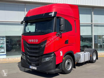 Cabeza tractora Iveco