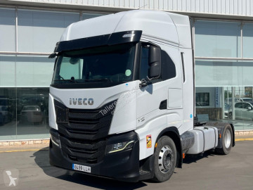 Cabeza tractora Iveco