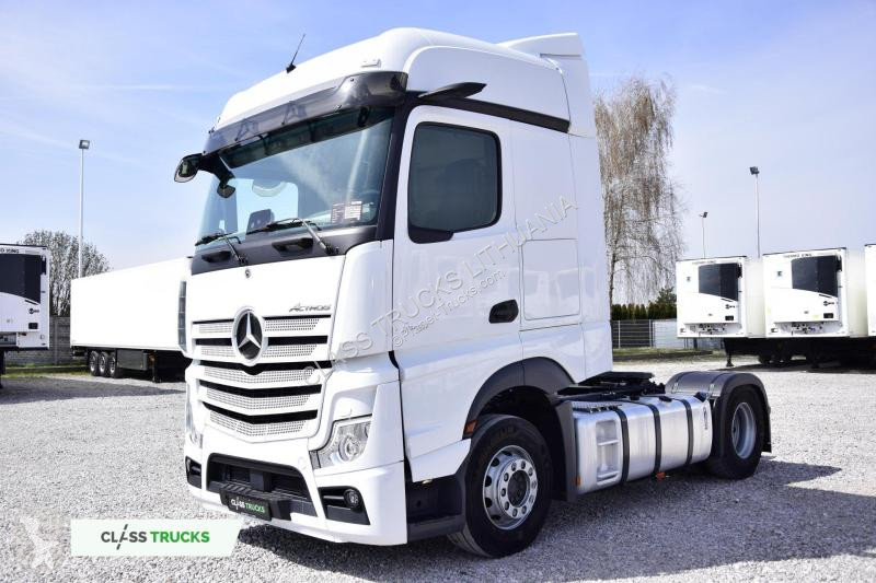 Traktor Mercedes 5 1845 BigSpace