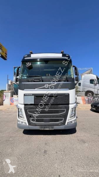 Cabeza tractora Volvo