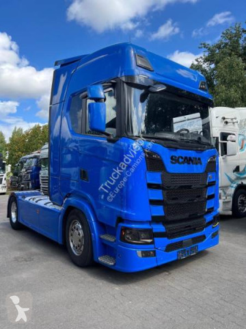 ScaniaS450