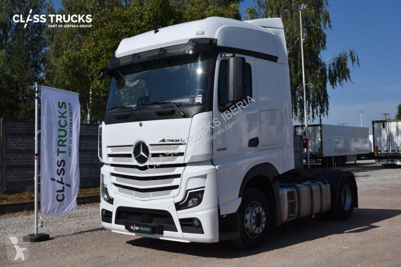 Traktor Mercedes 5 1845 BigSpace