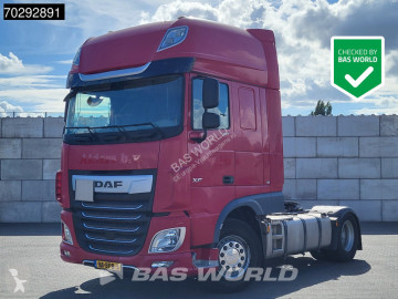 Cabeza tractora DAF