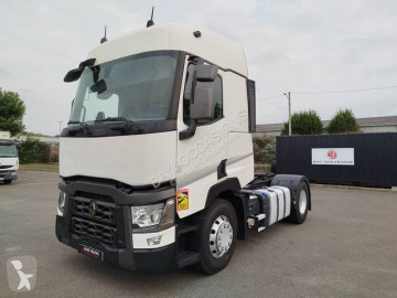 Tracteur produits dangereux / adr Renault