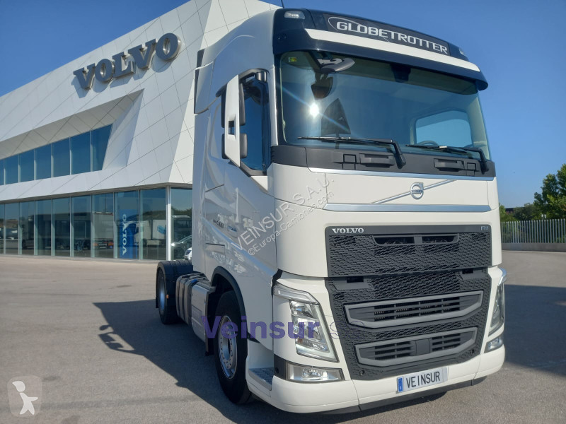 Traktor Volvo 4 I-SAVE