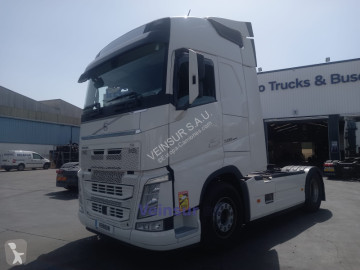 Cabeza tractora Volvo