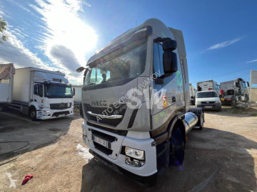Tracteur Iveco