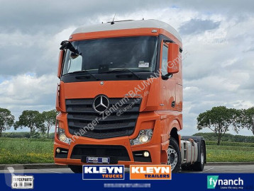 Traktor Mercedes