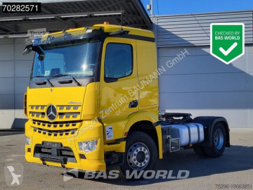 Traktor Mercedes