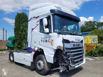 Tracteur DAF XF 450