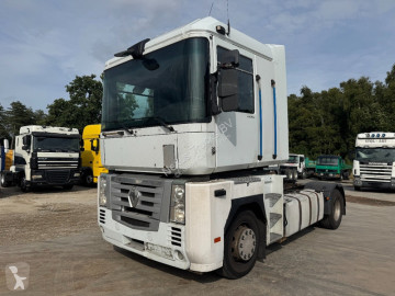 Traktor Renault
