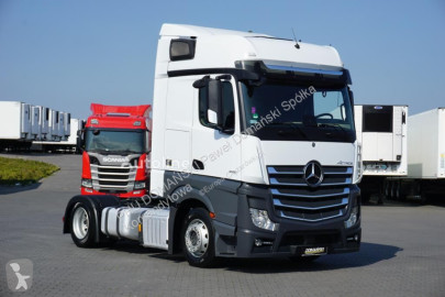 Tracteur Mercedes