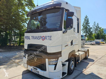 Tracteur convoi exceptionnel Renault