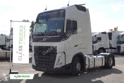 Cabeza tractora Volvo