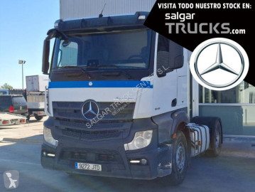 Traktor Mercedes