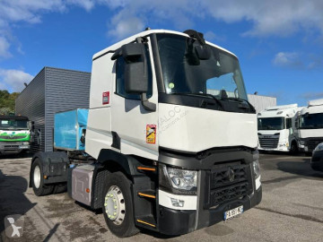 Tracteur produits dangereux / adr Renault