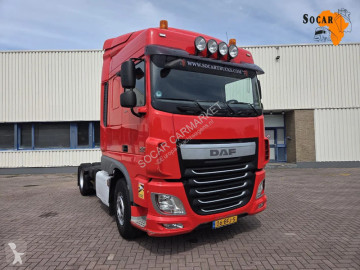 Traktor DAF