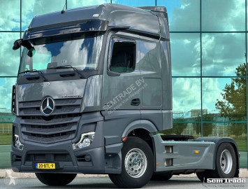 Tractor Mercedes