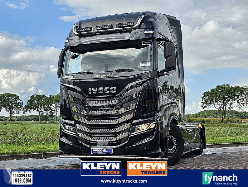Cap tractor Iveco AS440S51 2x tank,frigo