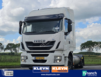 Tahač Iveco