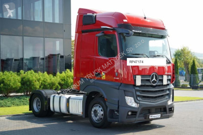 Tractor Mercedes