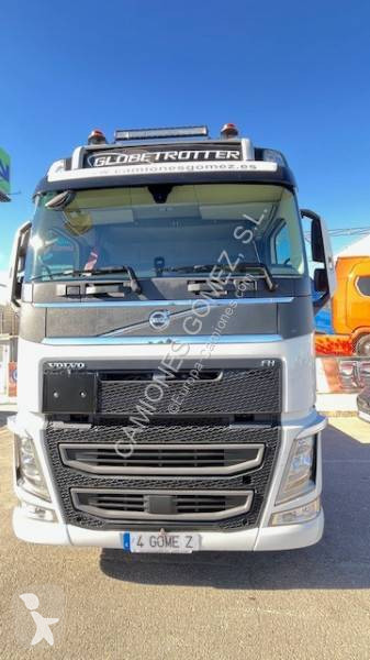 جرار Volvo