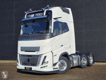 Влекач Volvo F7 FH 780 AERO / 6x2/4 / RETARDER / GLOBE XL