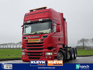 Влекач Scania