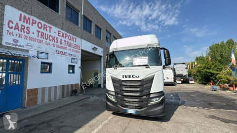 Влекач Iveco S-WAY 480